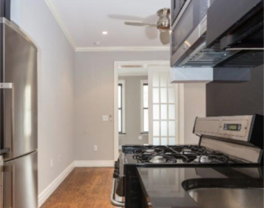 309 East 8th Street - Photo Thumbnail 0