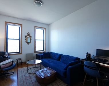 420 Melrose Street - Photo Thumbnail 1