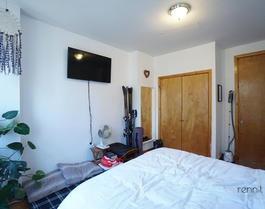 420 Melrose Street - Photo Thumbnail 7
