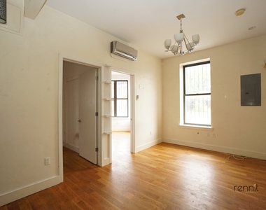 453 Franklin Avenue - Photo Thumbnail 16