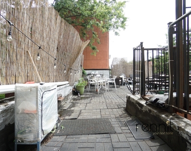 453 Franklin Avenue - Photo Thumbnail 6
