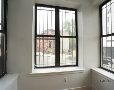 453 Franklin Avenue - Photo Thumbnail 14