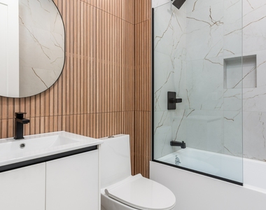332 Myrtle Avenue - Photo Thumbnail 5