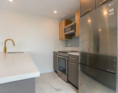 1801 Broadway - Photo Thumbnail 2