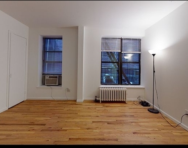 72nd street and 1st avenue. - Photo Thumbnail 2