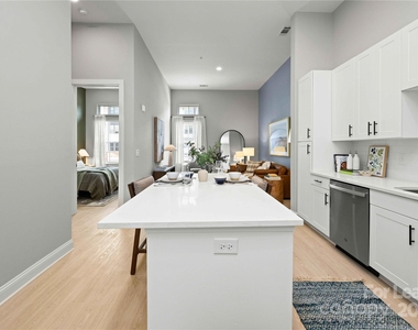 9035 Lindholm Drive - Photo Thumbnail 3