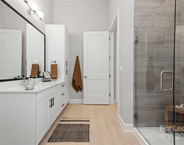 9035 Lindholm Drive - Photo Thumbnail 15
