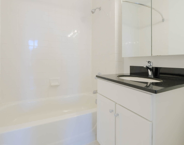 71 Broadway - Photo Thumbnail 14