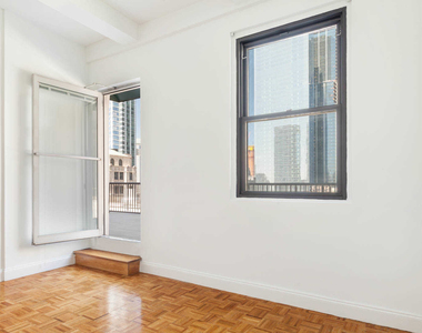 71 Broadway - Photo Thumbnail 10