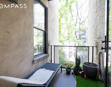 345 E 50th Street - Photo Thumbnail 5
