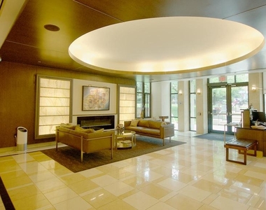 4301 Military Road Nw - Photo Thumbnail 5