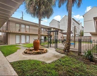 4036 Bellefontaine Street - Photo Thumbnail 2