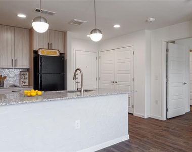 1200 W Koenig Lane Street - Photo Thumbnail 2