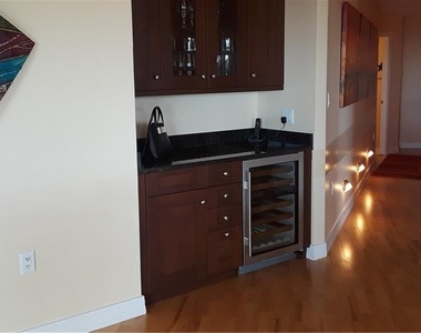 455 Longboat Club Road - Photo Thumbnail 6