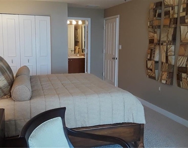 455 Longboat Club Road - Photo Thumbnail 16