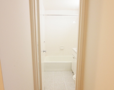 151 Lexington Avenue - Photo Thumbnail 8