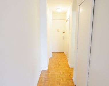 151 Lexington Avenue - Photo Thumbnail 2