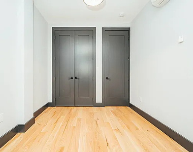 435 Wilson Street - Photo Thumbnail 2