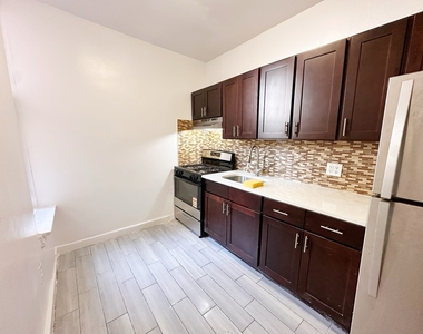 8630 23rd Avenue - Photo Thumbnail 5
