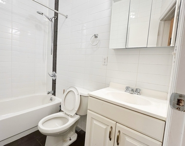 8630 23rd Avenue - Photo Thumbnail 2