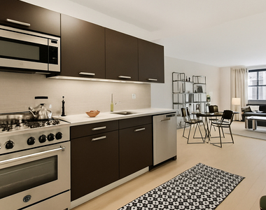 222 East 39th Street - Photo Thumbnail 1