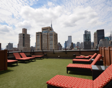 222 East 39th Street - Photo Thumbnail 9