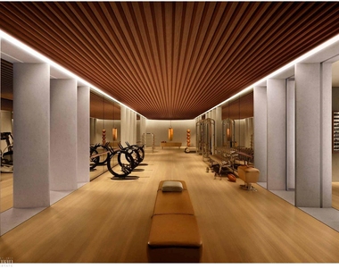 551 W 21st St - Photo Thumbnail 8