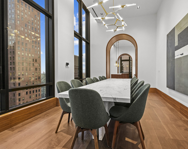 135 E 47th Street - Photo Thumbnail 11