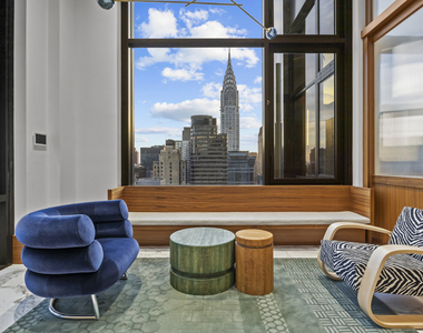 135 E 47th Street - Photo Thumbnail 14