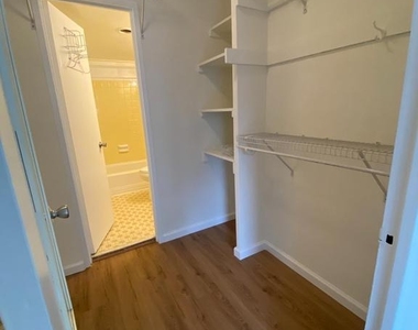 1330 New Hampshire Avenue Nw - Photo Thumbnail 8