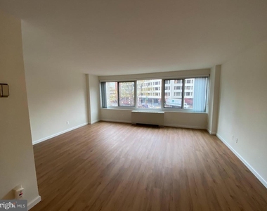 1330 New Hampshire Avenue Nw - Photo Thumbnail 5