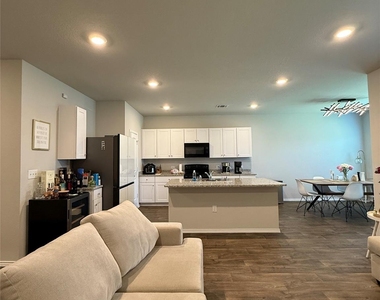 5704 Berriweather Dr - Photo Thumbnail 7