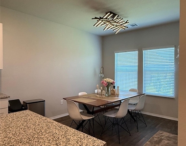 5704 Berriweather Dr - Photo Thumbnail 6