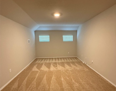 5704 Berriweather Dr - Photo Thumbnail 3