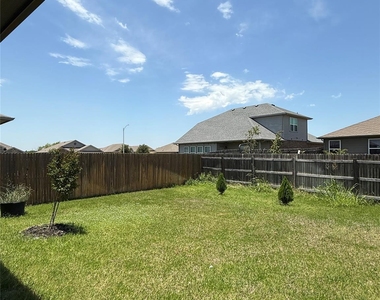 5704 Berriweather Dr - Photo Thumbnail 10
