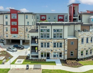 10010 N Capital Of Texas Hwy - Photo Thumbnail 2