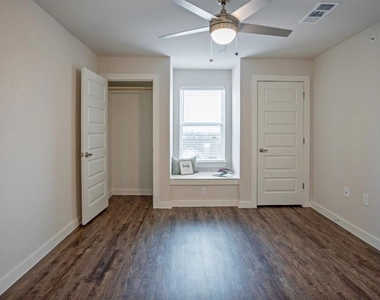 10010 N Capital Of Texas Hwy - Photo Thumbnail 18