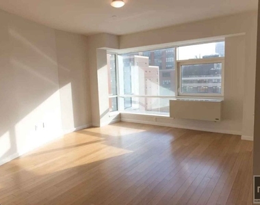 24-15 Queens Plaza North - Photo Thumbnail 1