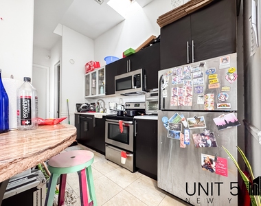 438 Wilson Avenue - Photo Thumbnail 4
