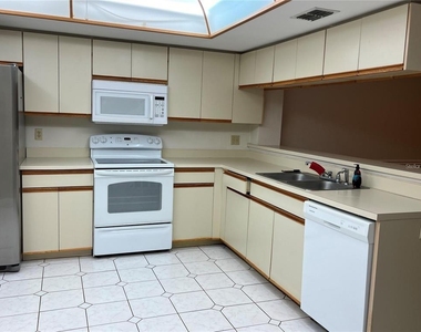 751 Pinellas Bayway S - Photo Thumbnail 5