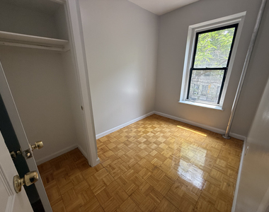 West 156th - Photo Thumbnail 2