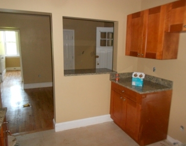 75 Egmont St - Photo Thumbnail 3