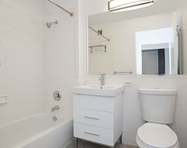 70 Battery Place - Photo Thumbnail 4