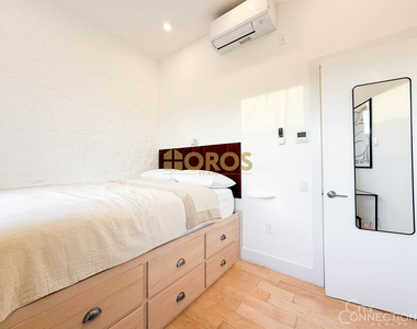 322 East 11th Street - Photo Thumbnail 7