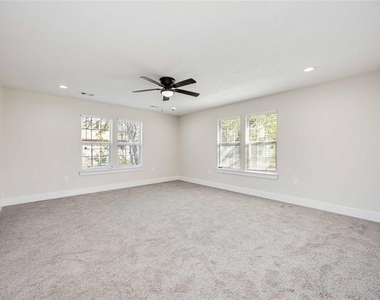 7921 Little Street - Photo Thumbnail 12