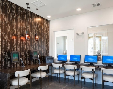 104 Bettie Mae Way - Photo Thumbnail 4