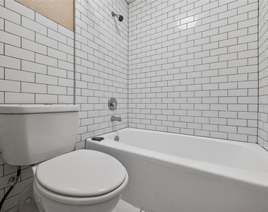 7900 S Orange Blossom Trail - Photo Thumbnail 9