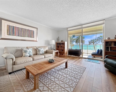 4325 Gulf Of Mexico Drive - Photo Thumbnail 2