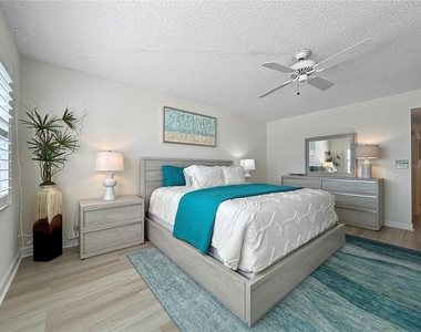 4325 Gulf Of Mexico Drive - Photo Thumbnail 13