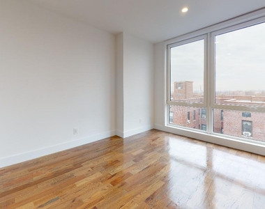 138-28 Queens Boulevard - Photo Thumbnail 9